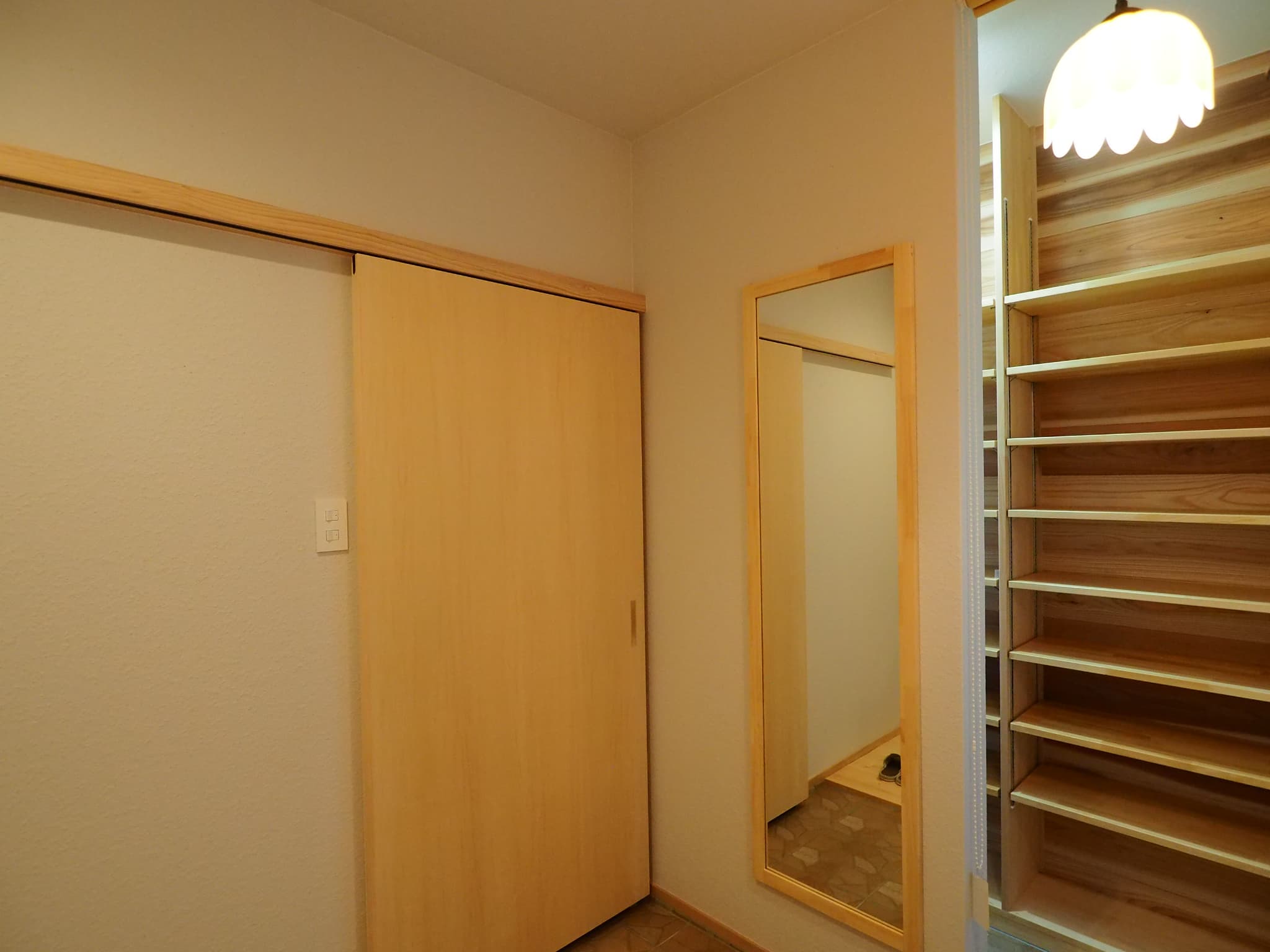家族の団らんもプライベートも大切にしたマンションリノベーション12